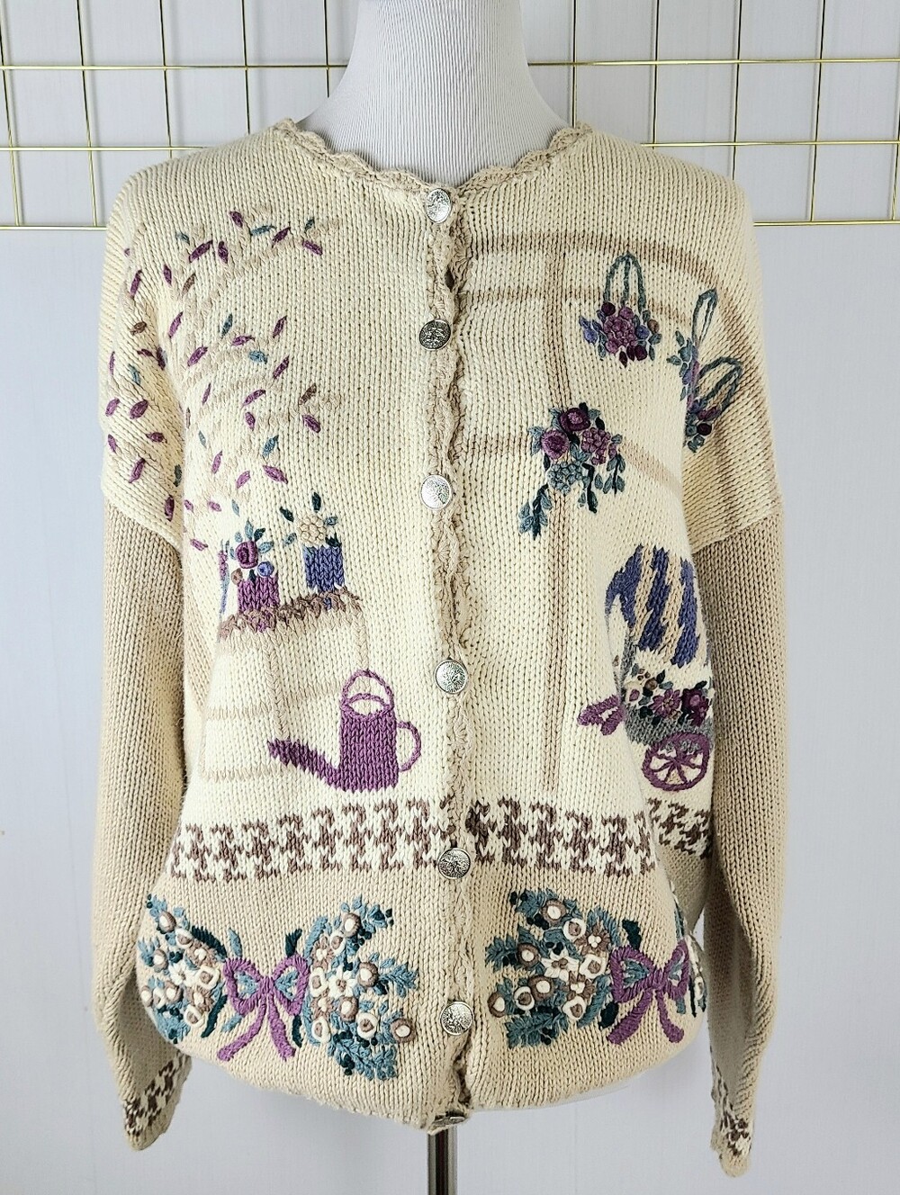 Hand Embroidered Floral Garden Ramie Blend Cardigan 90s Vintage Grandma Sweater - Picture 9 of 10